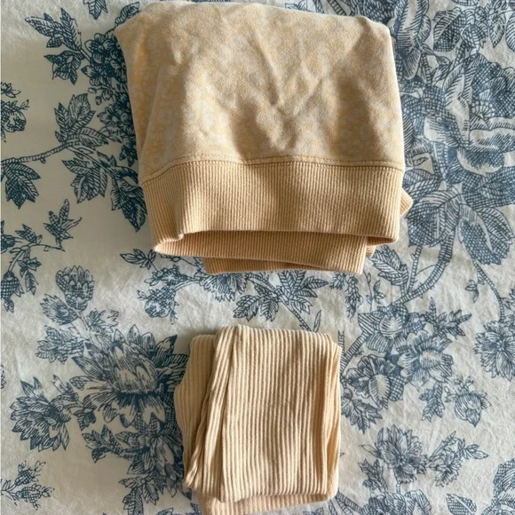 Jamie kay penny sweat set - Picture 1 of 9